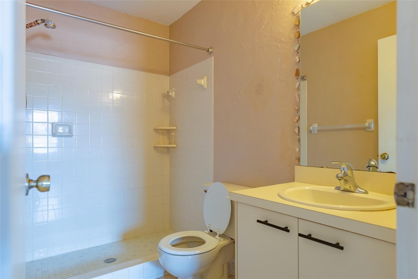 MIRROR LAKE SEC 3 - Residential