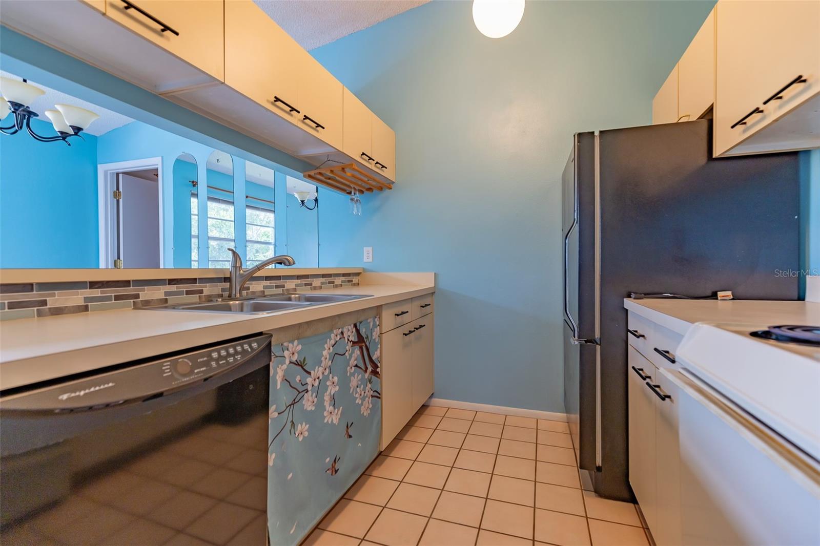 MIRROR LAKE SEC 3 - Residential