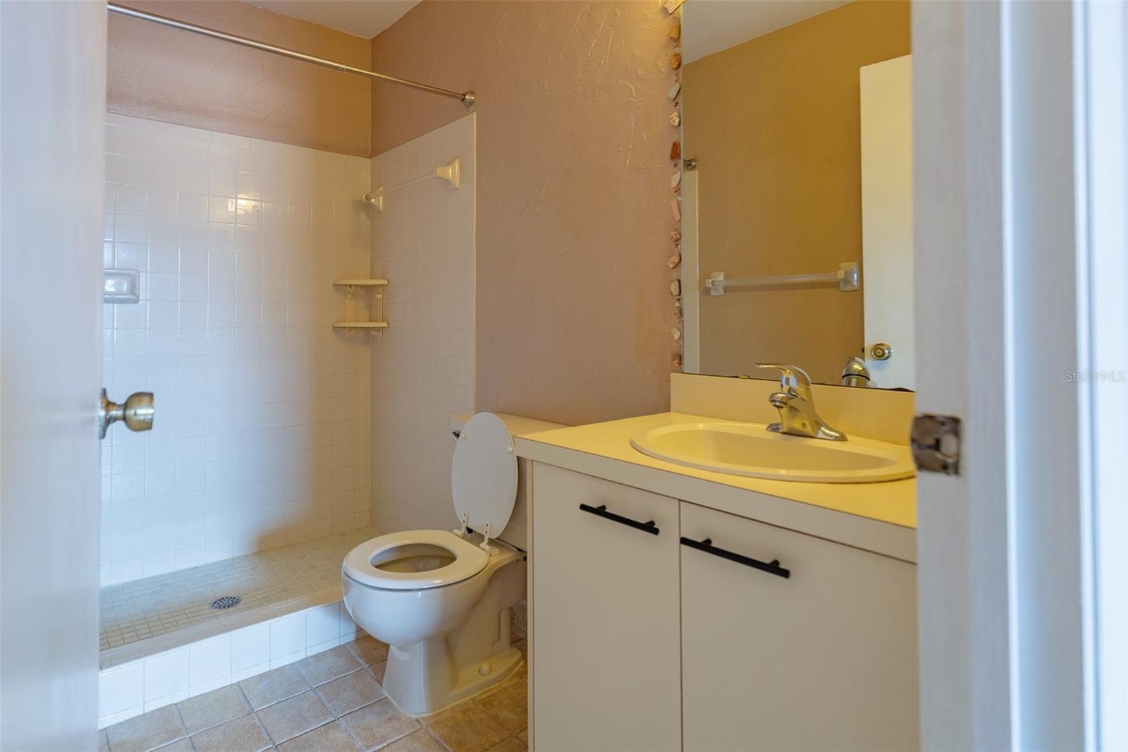 MIRROR LAKE SEC 3 - Residential
