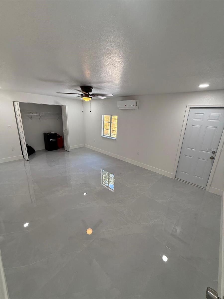 BAYOU VIEW - Residential Income