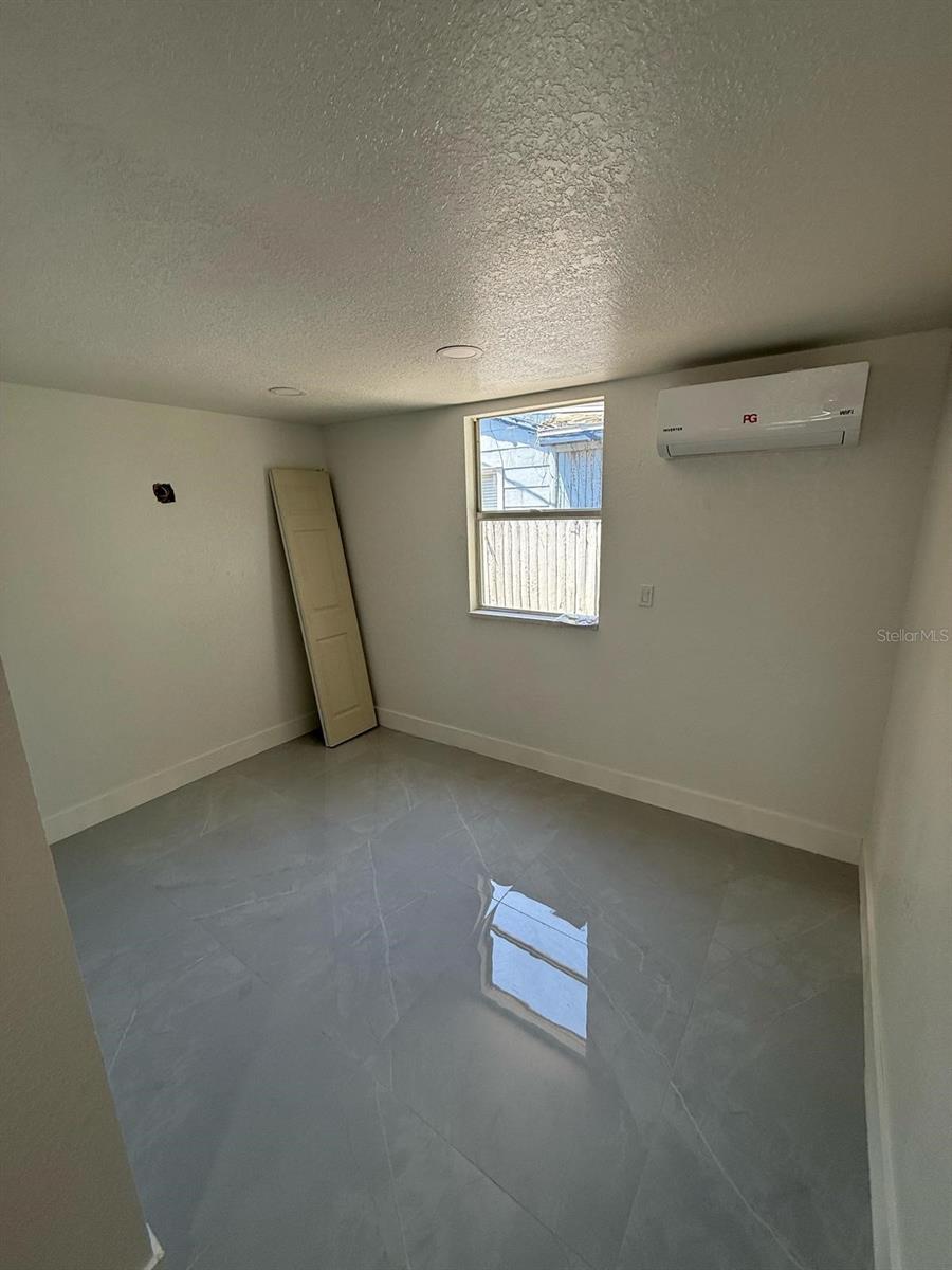 BAYOU VIEW - Residential Income