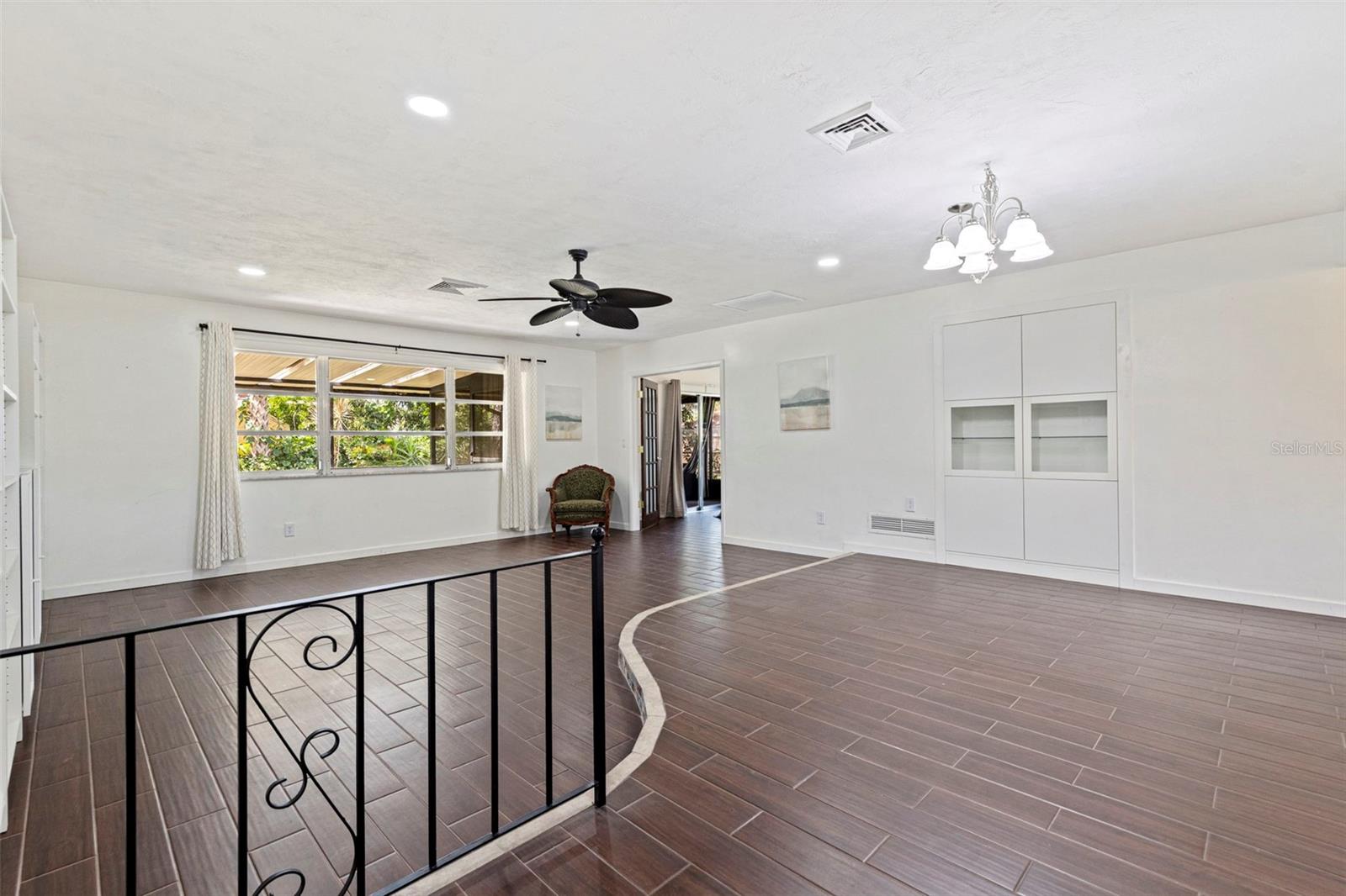 KNIGHTS ACRES - Residential