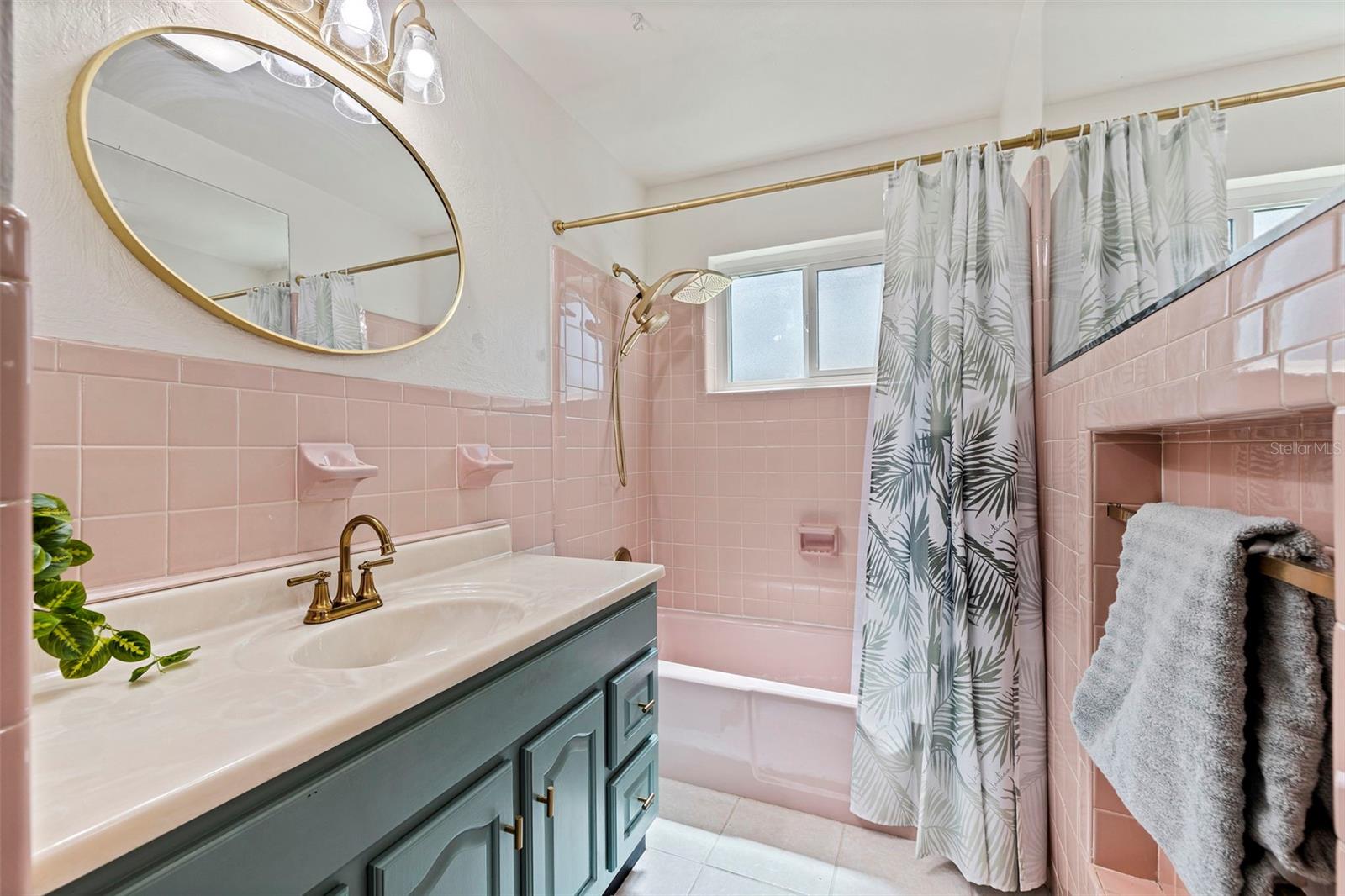 KNIGHTS ACRES - Residential