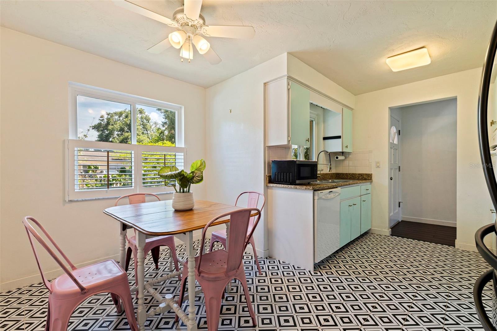 KNIGHTS ACRES - Residential