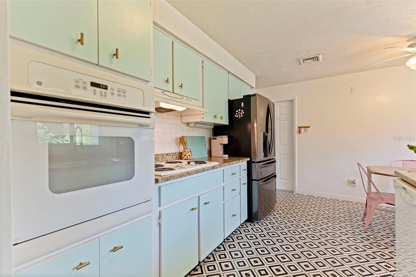 KNIGHTS ACRES - Residential