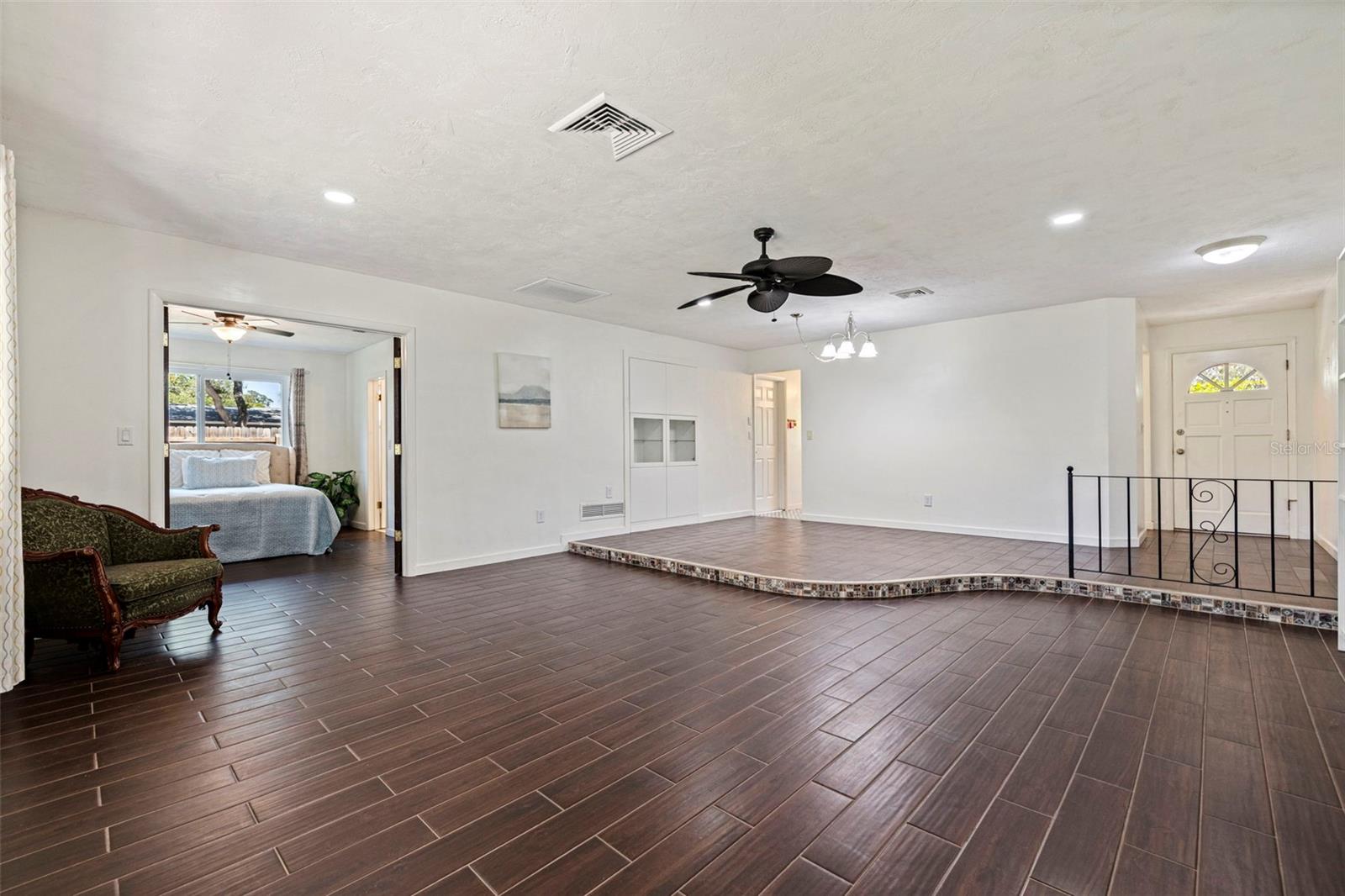 KNIGHTS ACRES - Residential