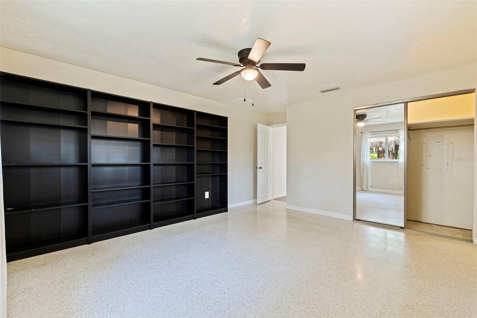 KNIGHTS ACRES - Residential