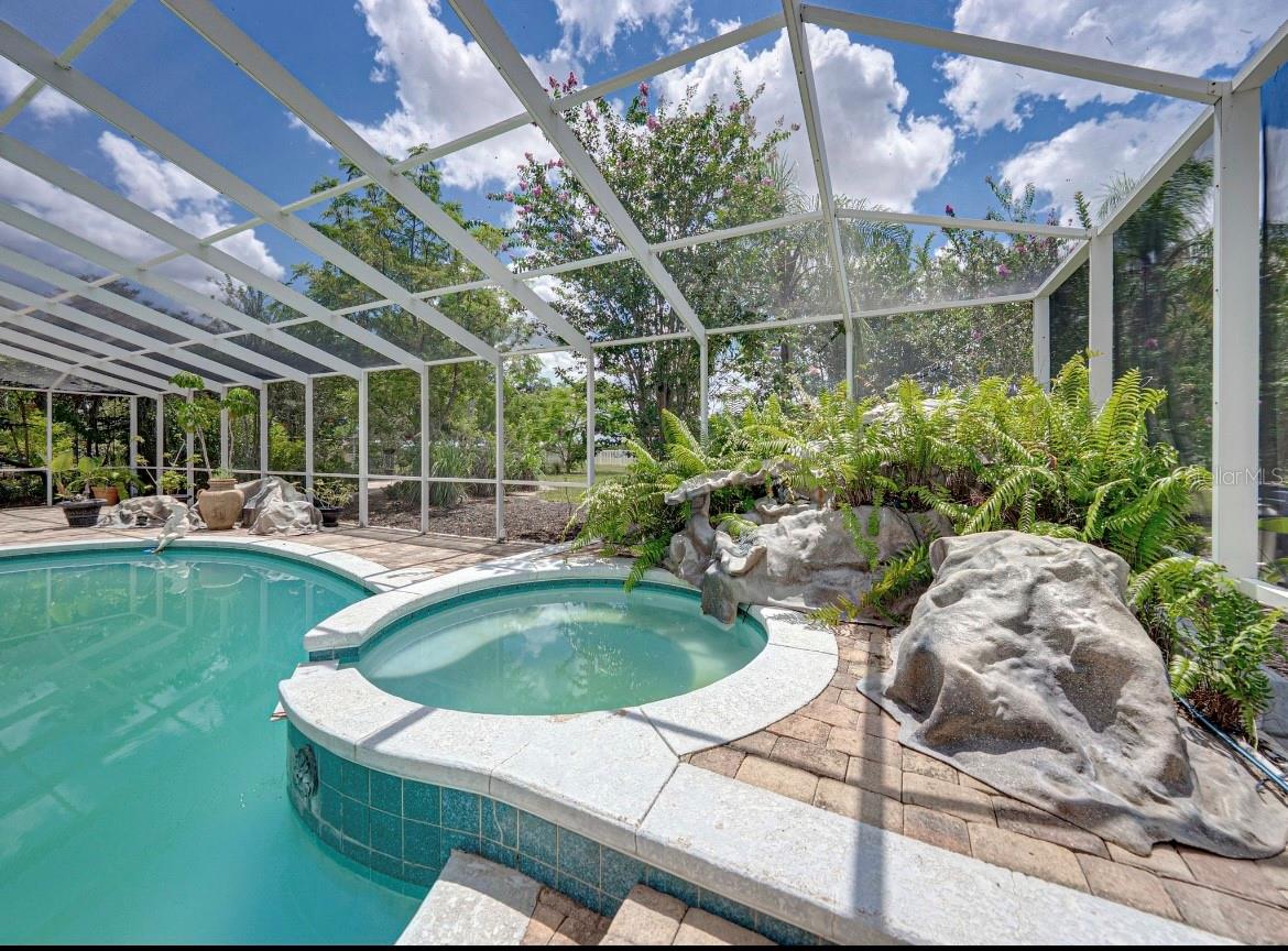HOWEY W J LAND STARR LAKE - Residential