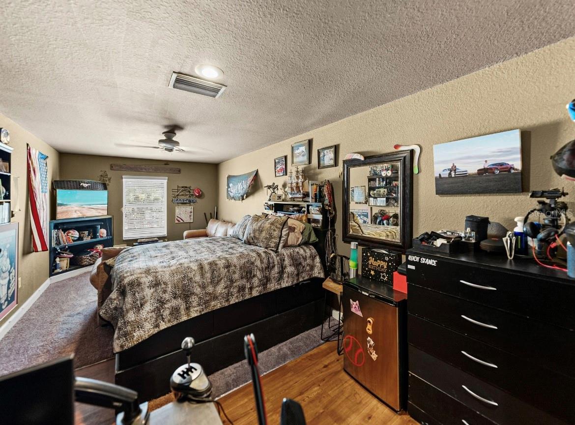 HOWEY W J LAND STARR LAKE - Residential