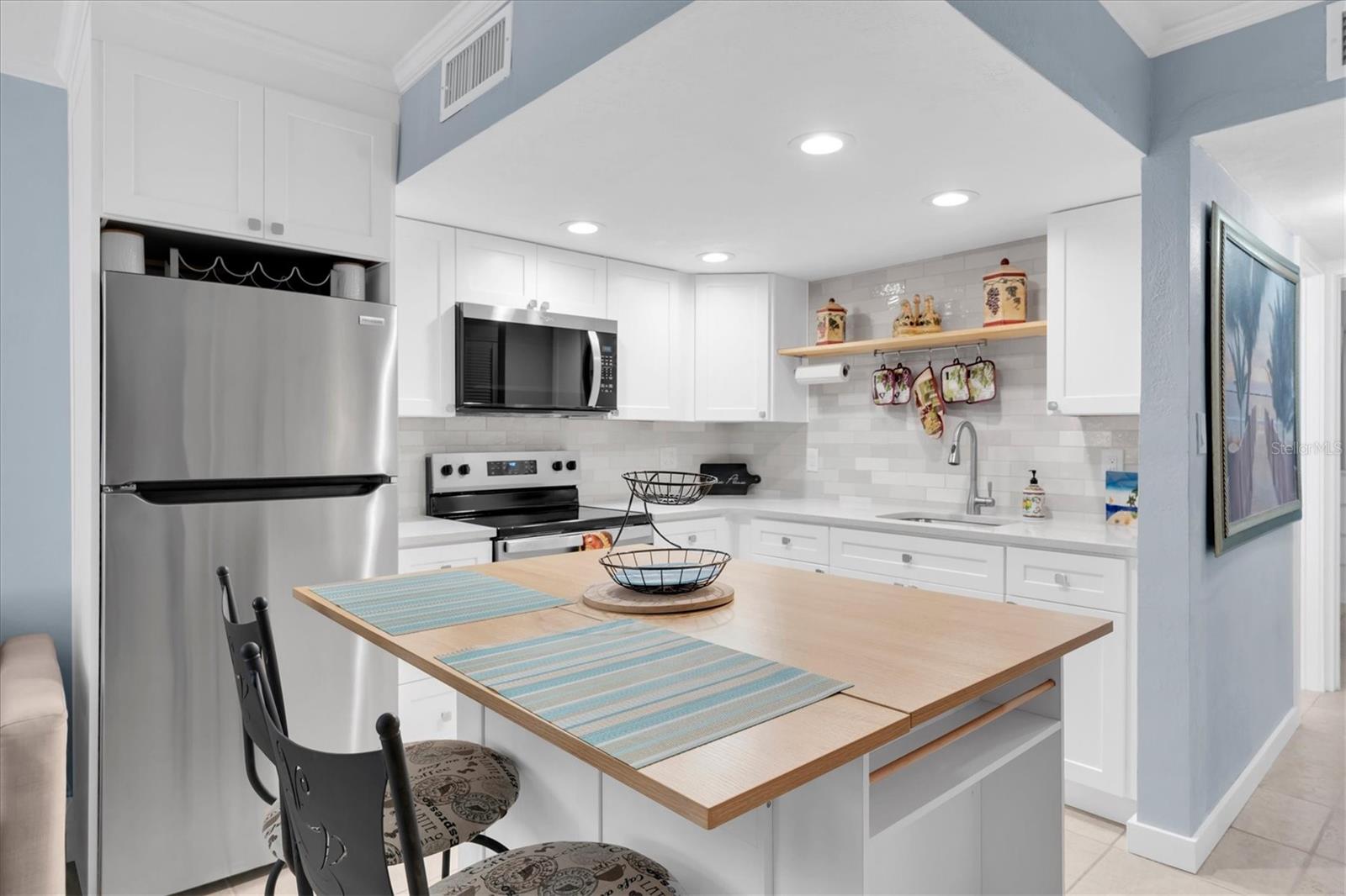 NORWOOD THE CONDO - Residential