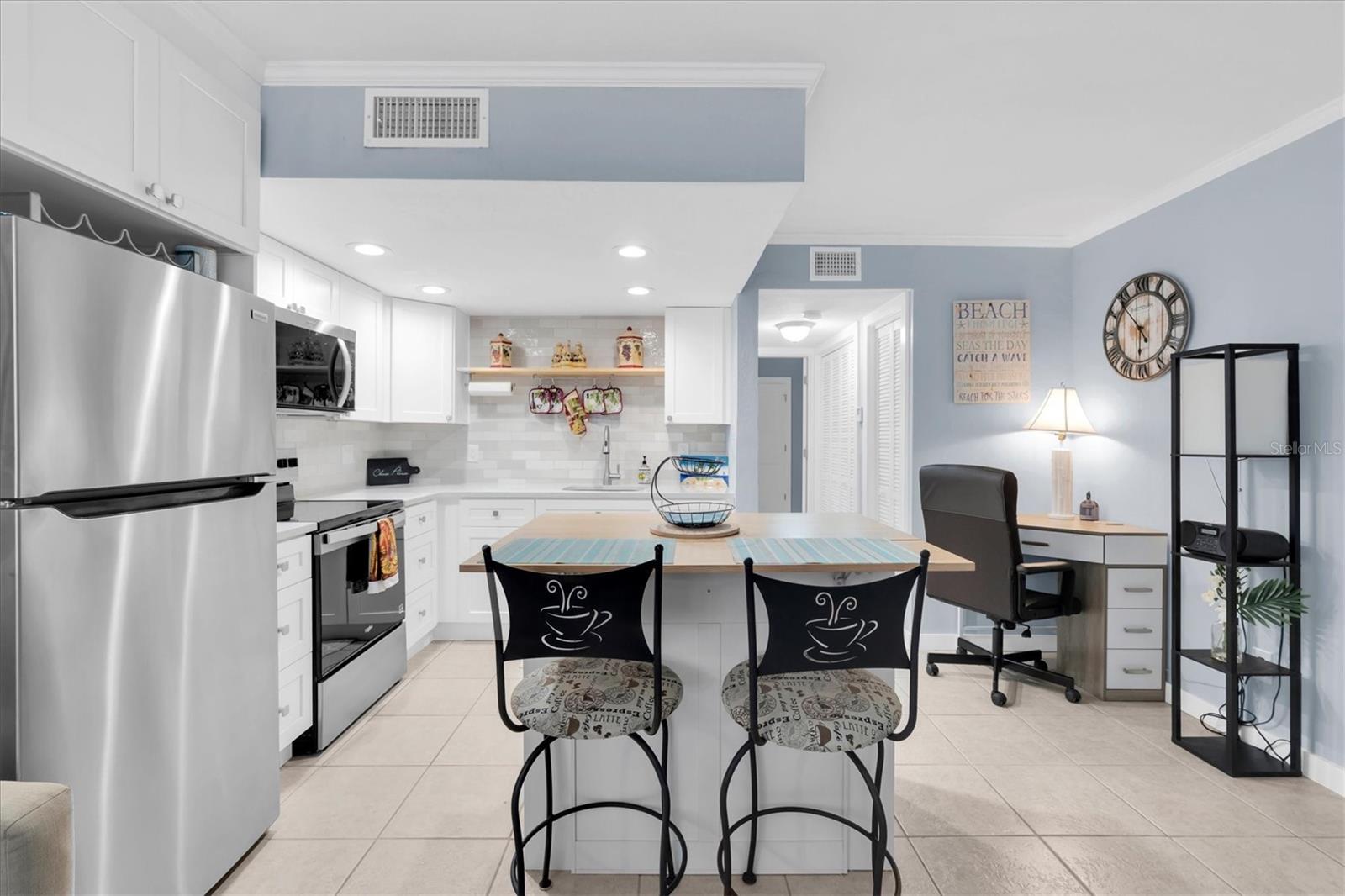 NORWOOD THE CONDO - Residential