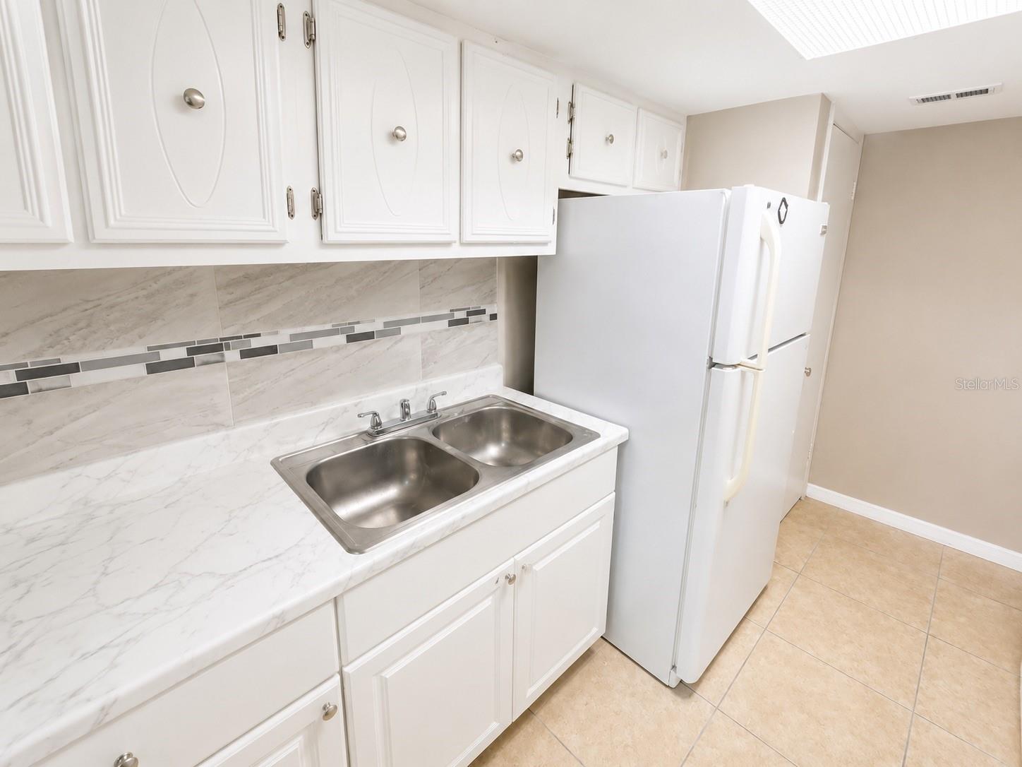 CATALINA ISLES CONDO - Residential
