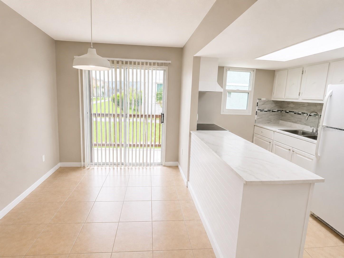 CATALINA ISLES CONDO - Residential