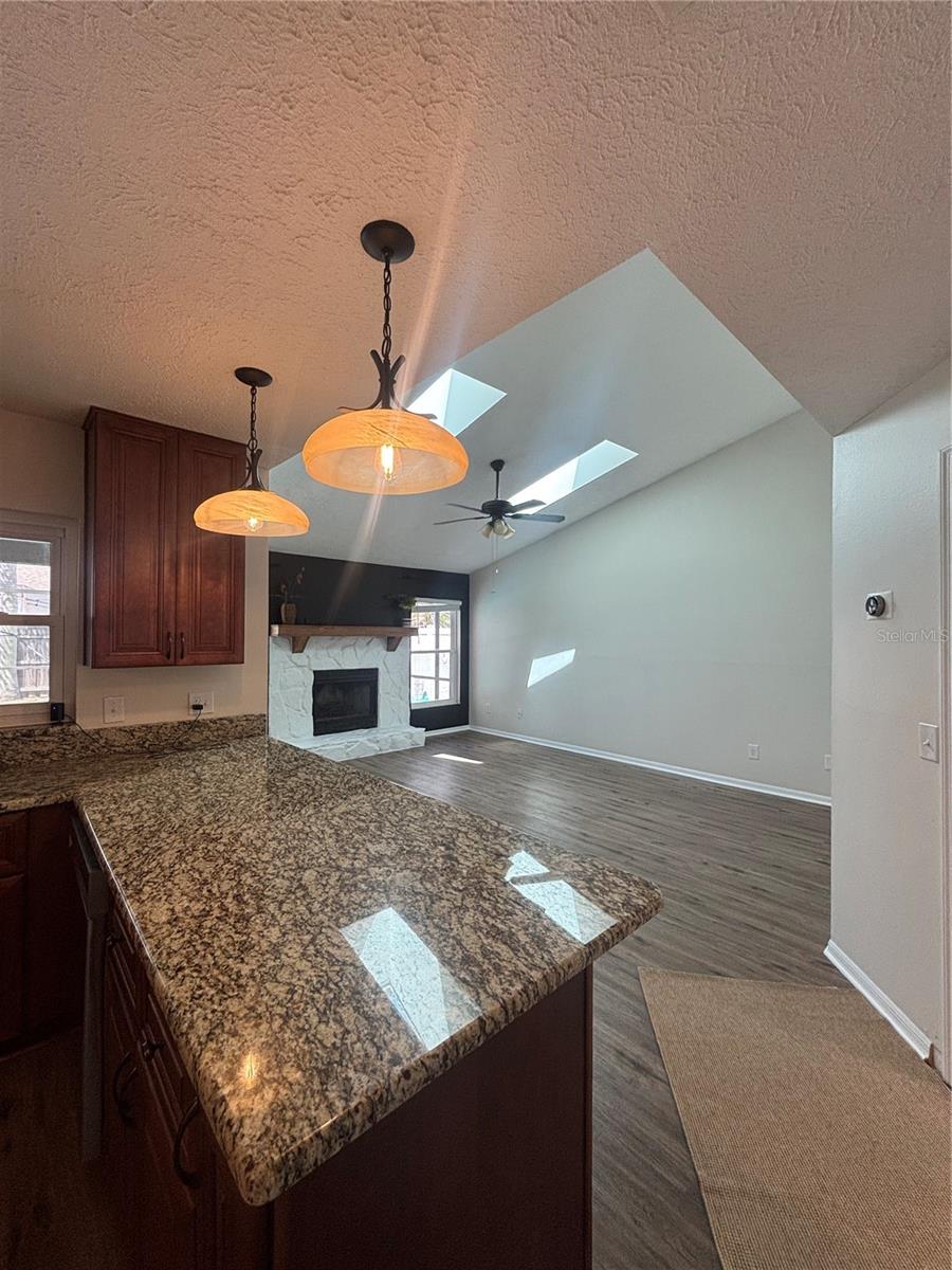 BLOOMINGDALE SEC W - Residential