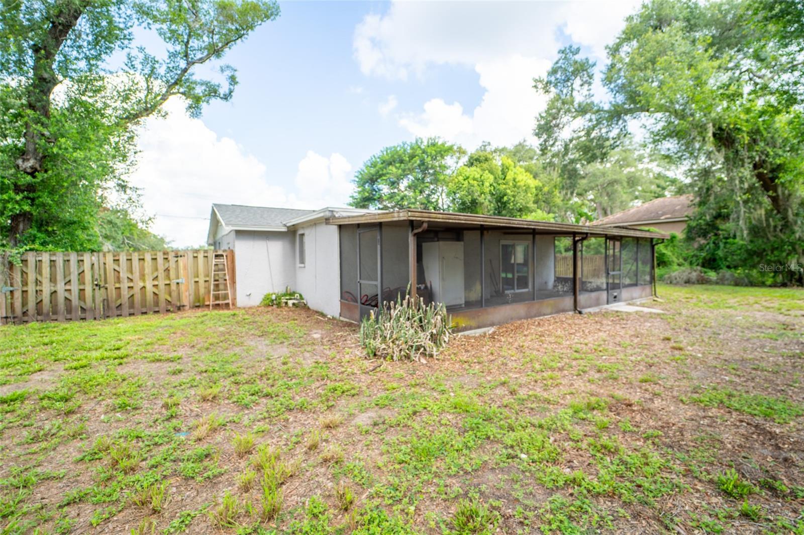 UNPLATTED - Residential