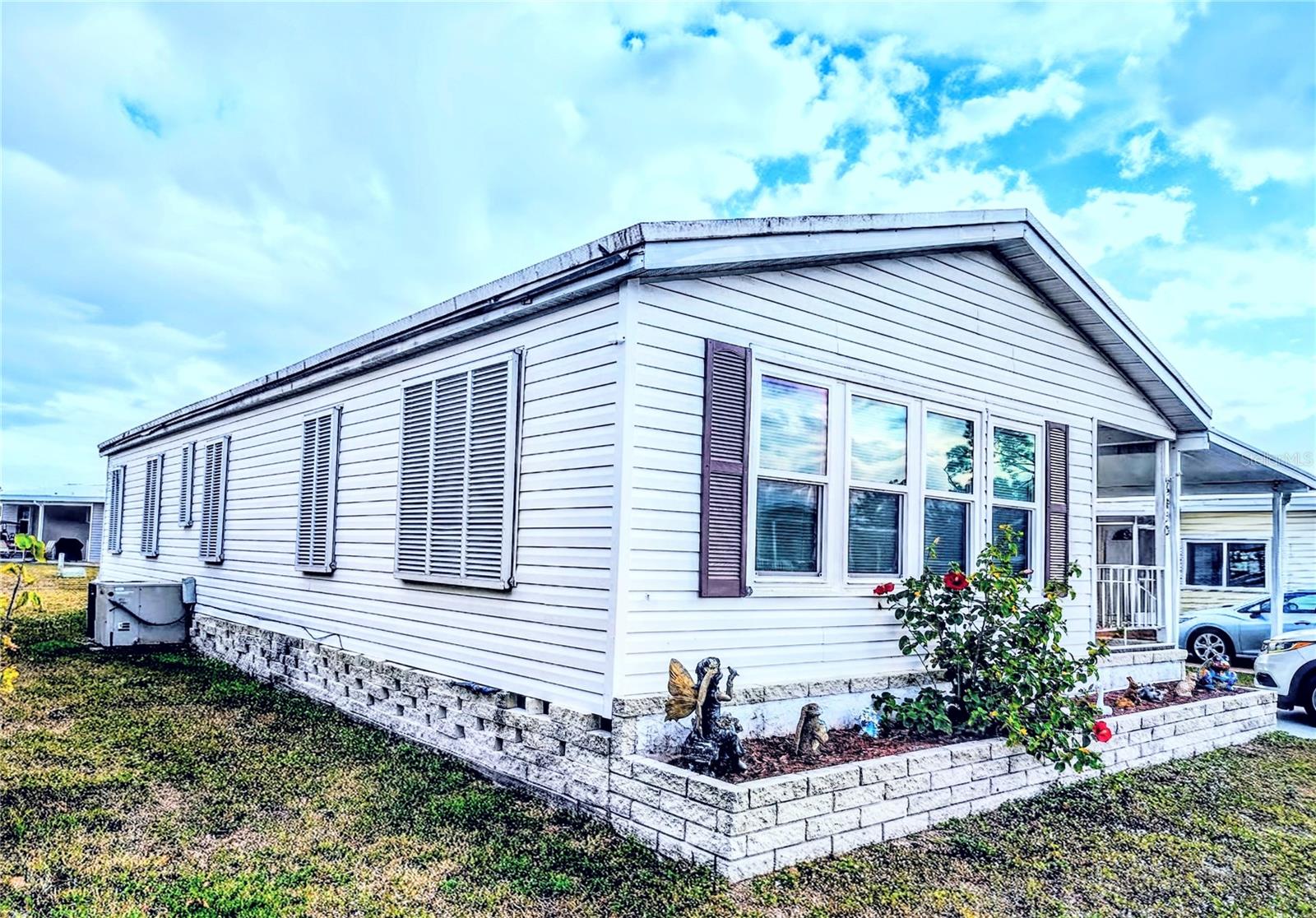 HOLIDAY PARK - Residential