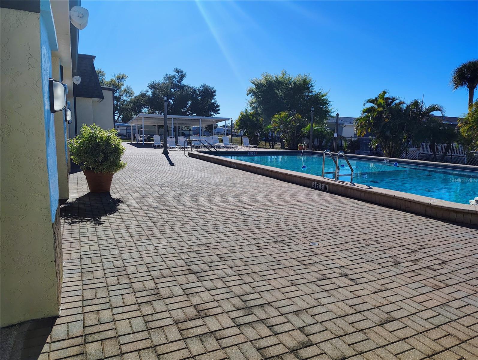 HOLIDAY PARK - Residential