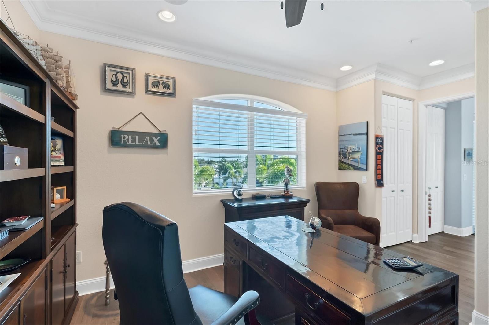 LANDINGS ON LEMON BAY - Residential