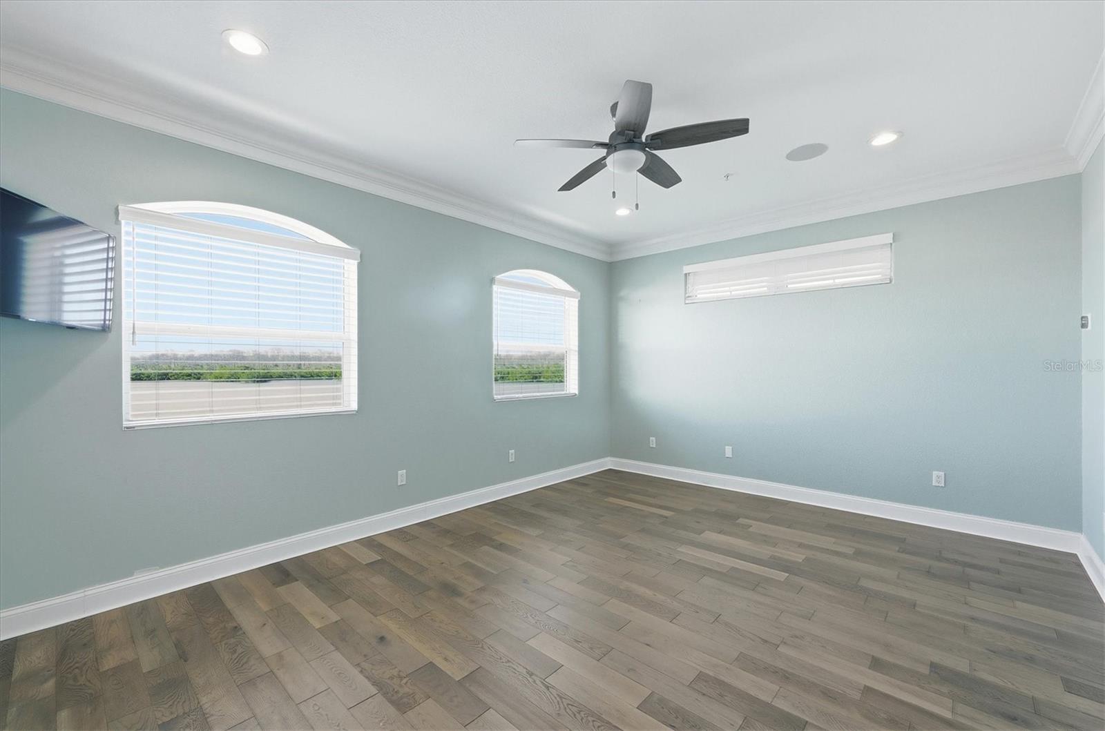 LANDINGS ON LEMON BAY - Residential