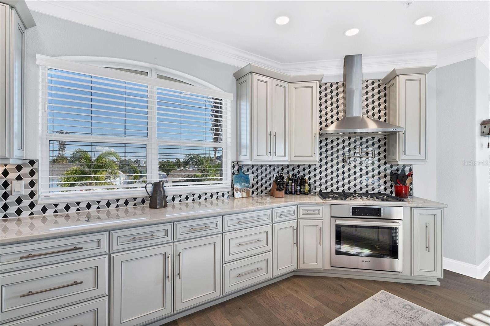 LANDINGS ON LEMON BAY - Residential