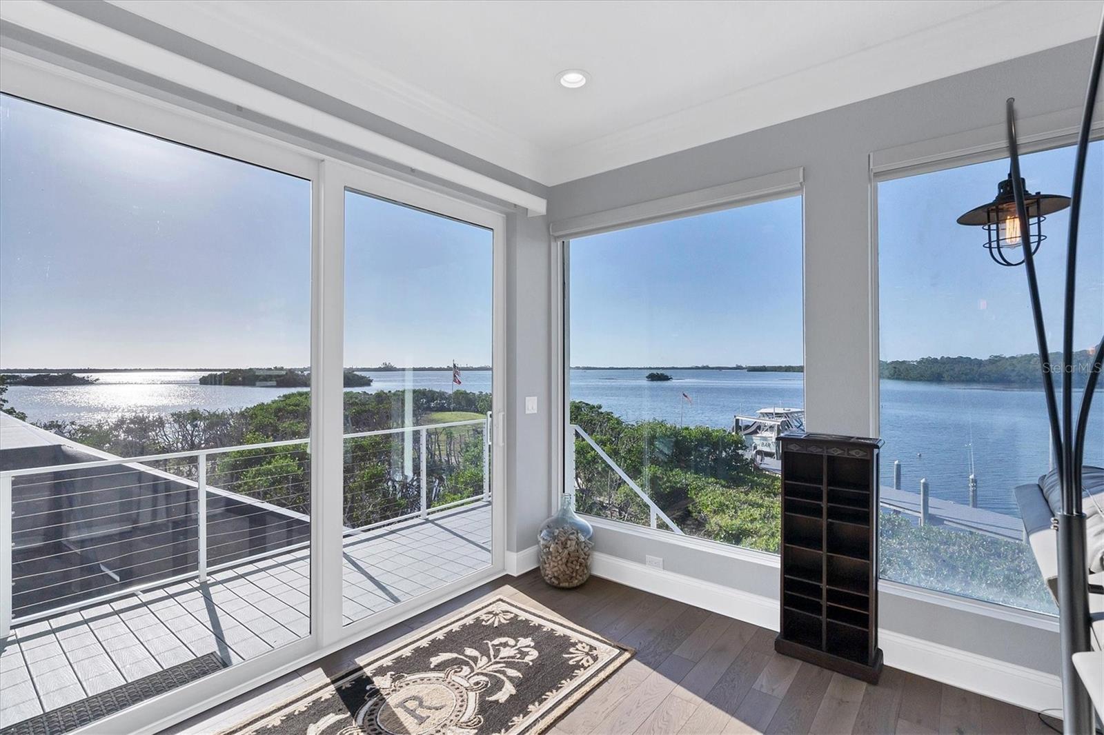 LANDINGS ON LEMON BAY - Residential