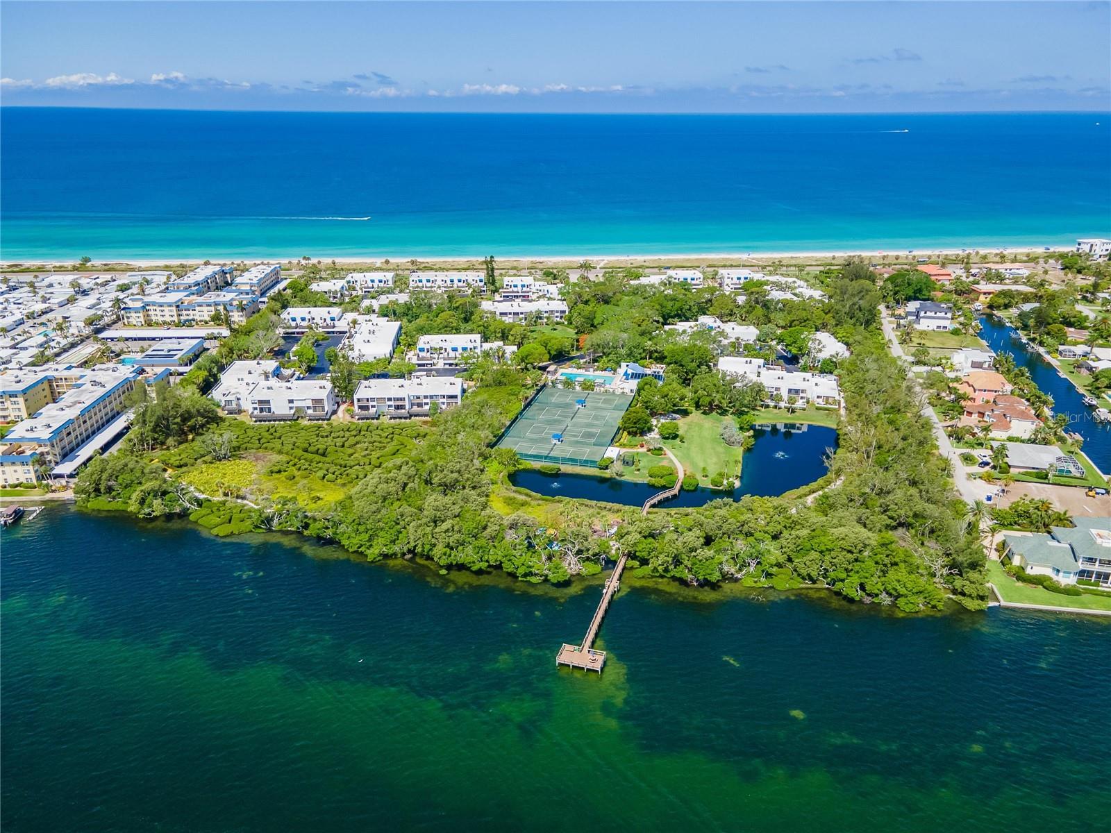 BAYPORT BCH & TEN PH F - Residential