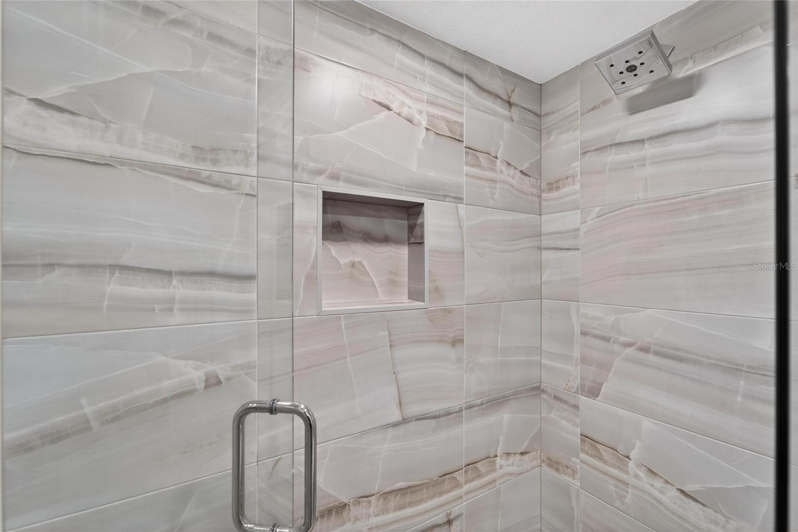BAYPORT BCH & TEN PH F - Residential