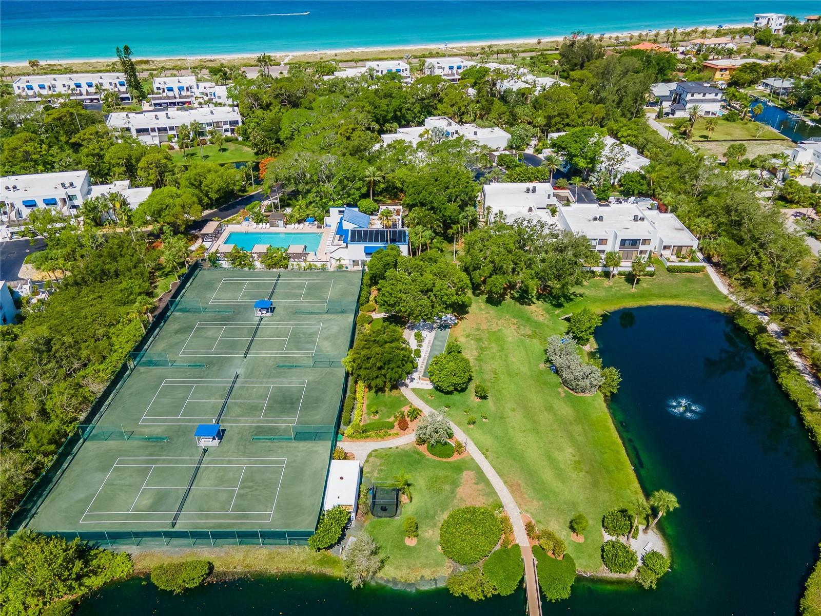 BAYPORT BCH & TEN PH F - Residential