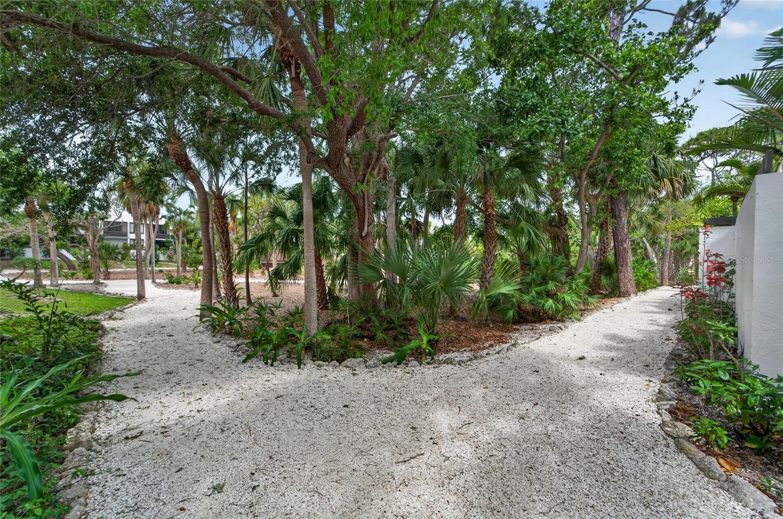 BAYPORT BCH & TEN PH F - Residential
