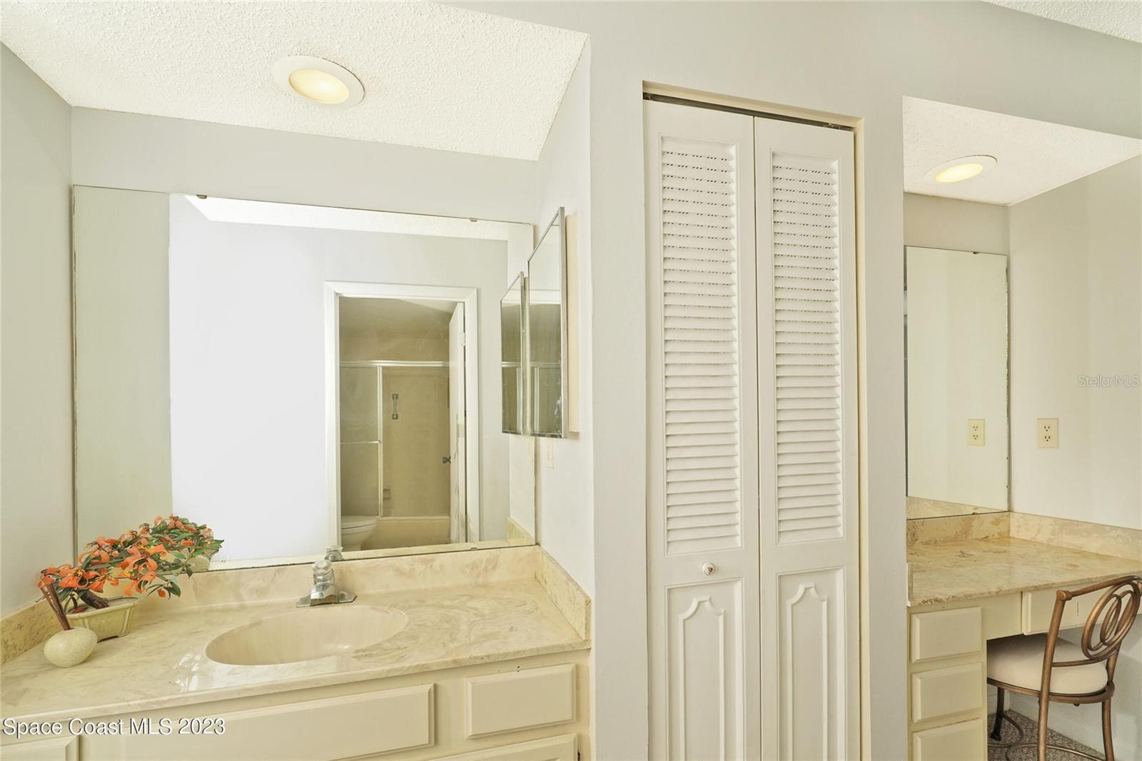 THE 4 SEASONS CONDO PH VIII - Residential