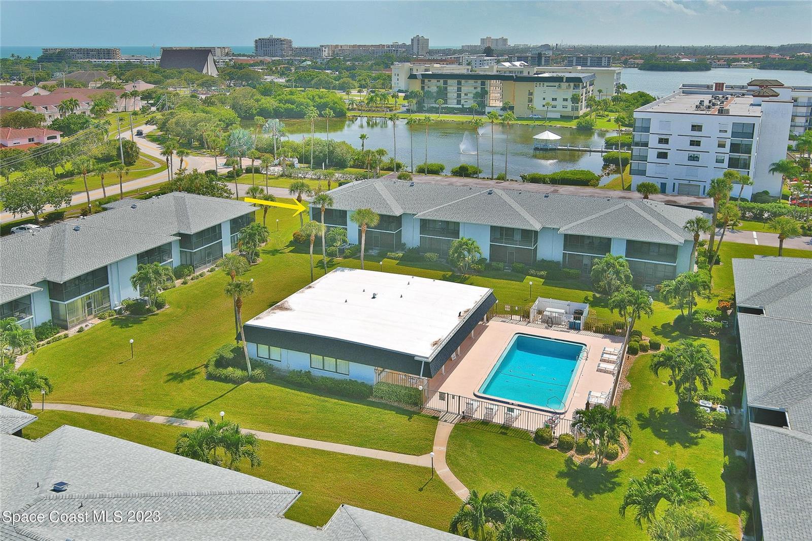 THE 4 SEASONS CONDO PH VIII - Residential