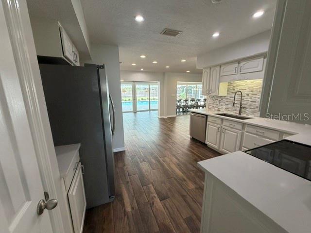 SWEETWATER OAKS - Residential