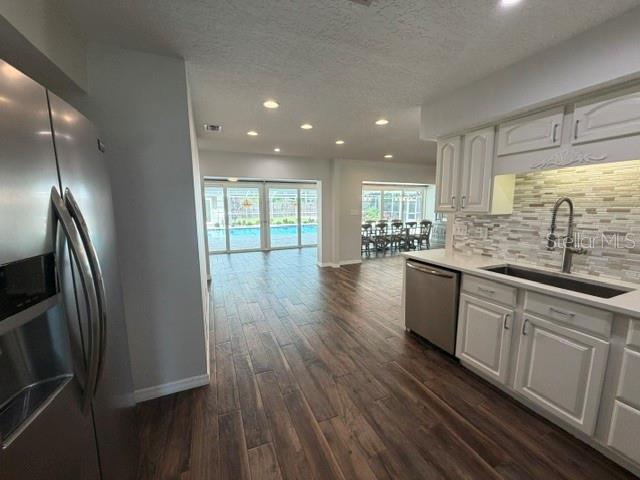 SWEETWATER OAKS - Residential