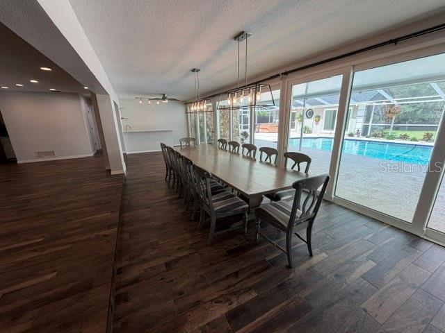 SWEETWATER OAKS - Residential