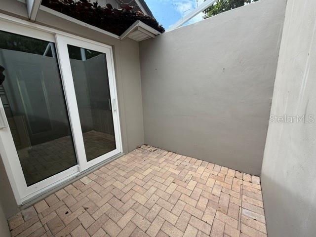 SWEETWATER OAKS - Residential
