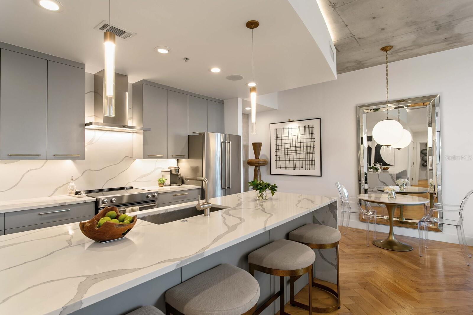 SKYPOINT A CONDO - Residential