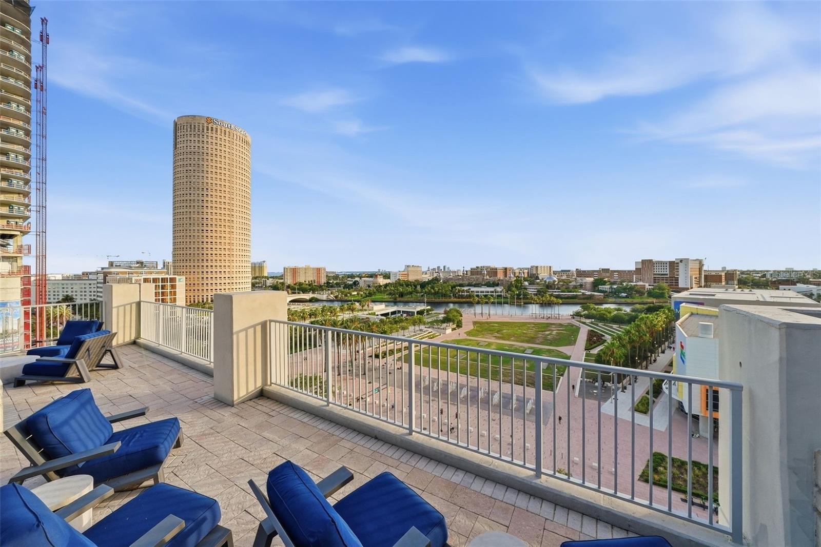 SKYPOINT A CONDO - Residential