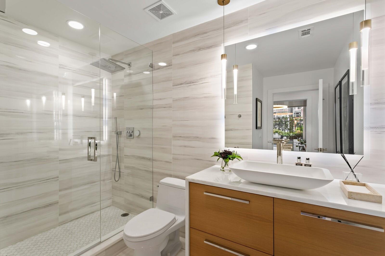 SKYPOINT A CONDO - Residential