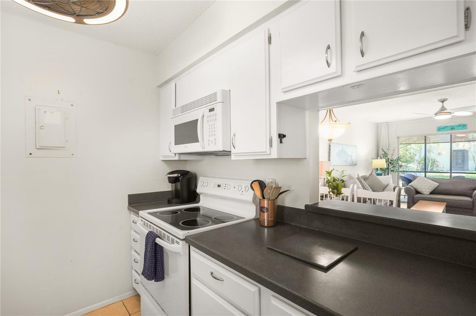 WHITE SANDS VILLAGE - Residential