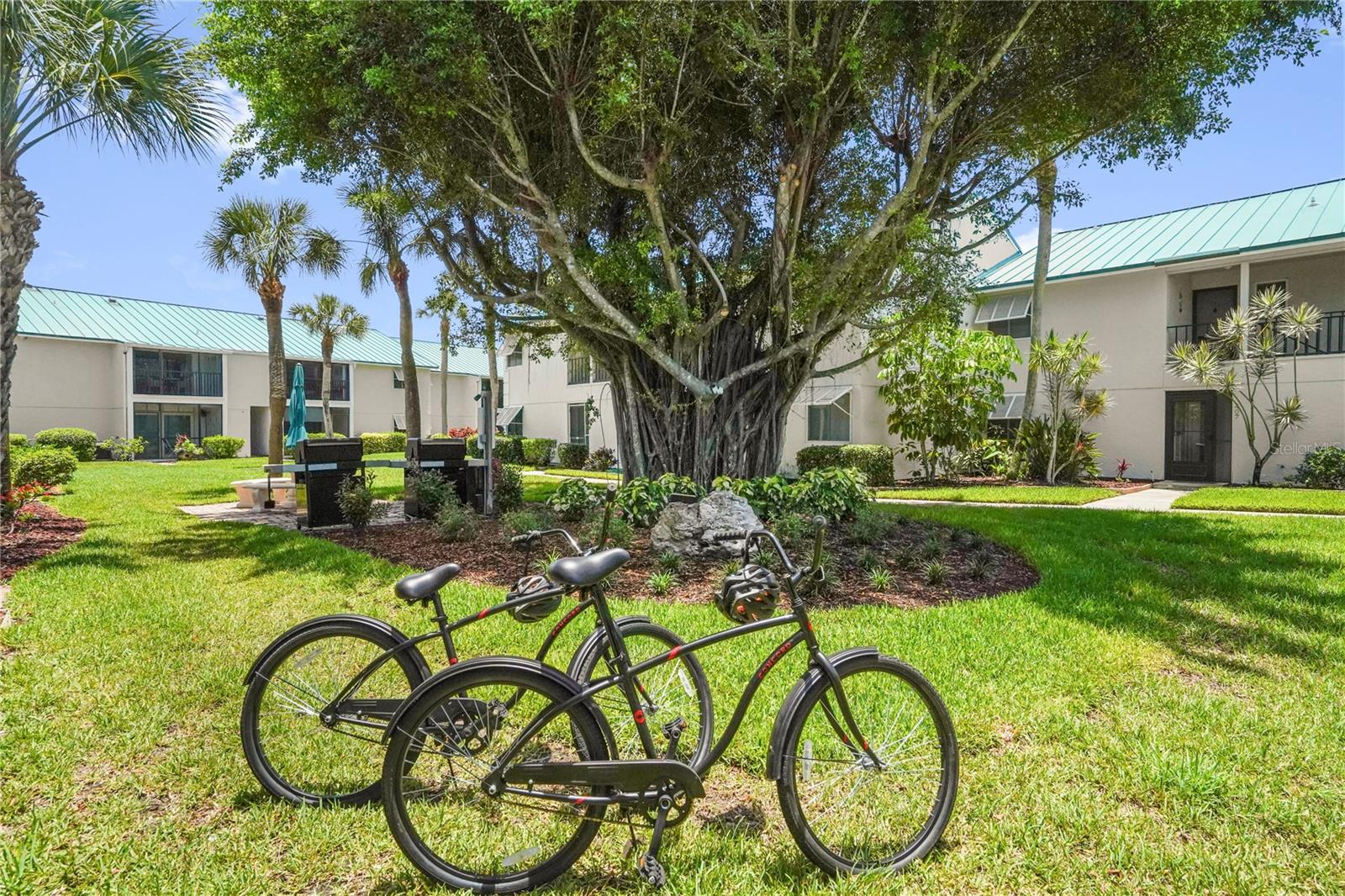 WHITE SANDS VILLAGE - Residential
