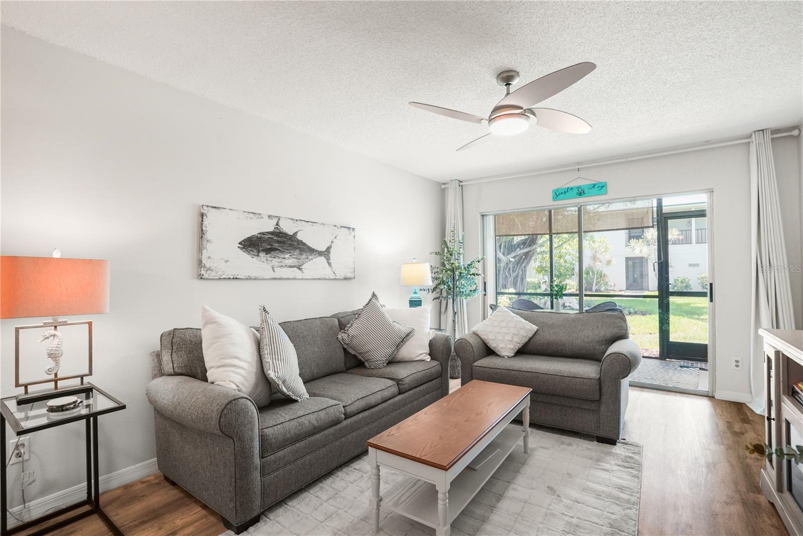 WHITE SANDS VILLAGE - Residential