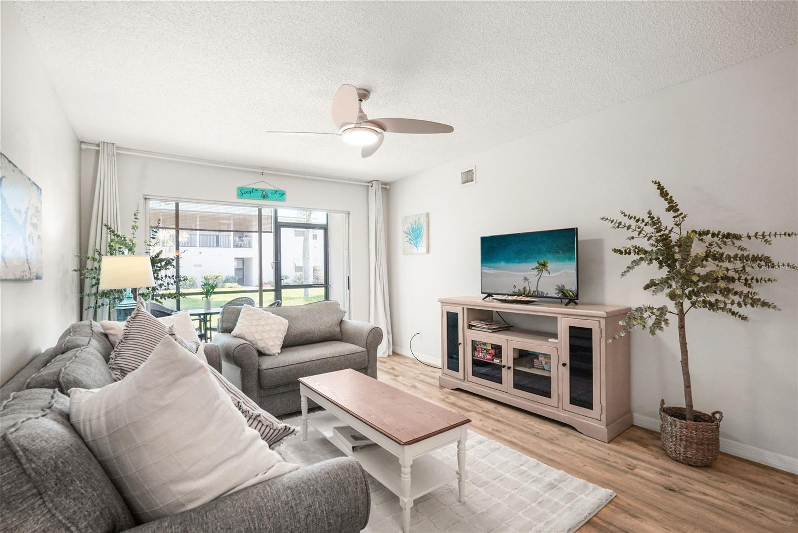 WHITE SANDS VILLAGE - Residential