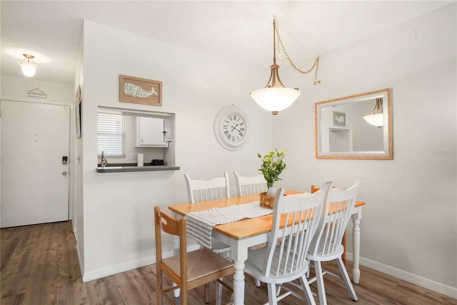 WHITE SANDS VILLAGE - Residential