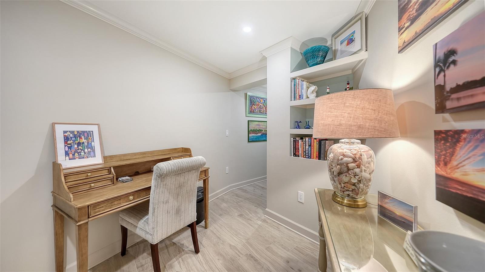 ST ARMAND TOWERS - Residential