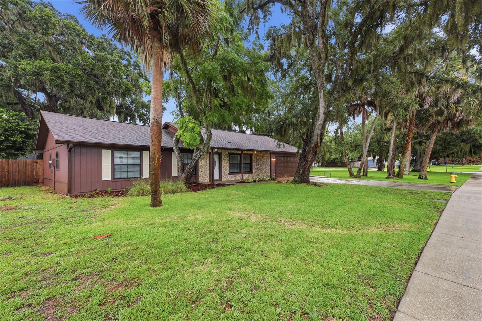 WOODS PORT ORANGE UNIT 01 - Residential