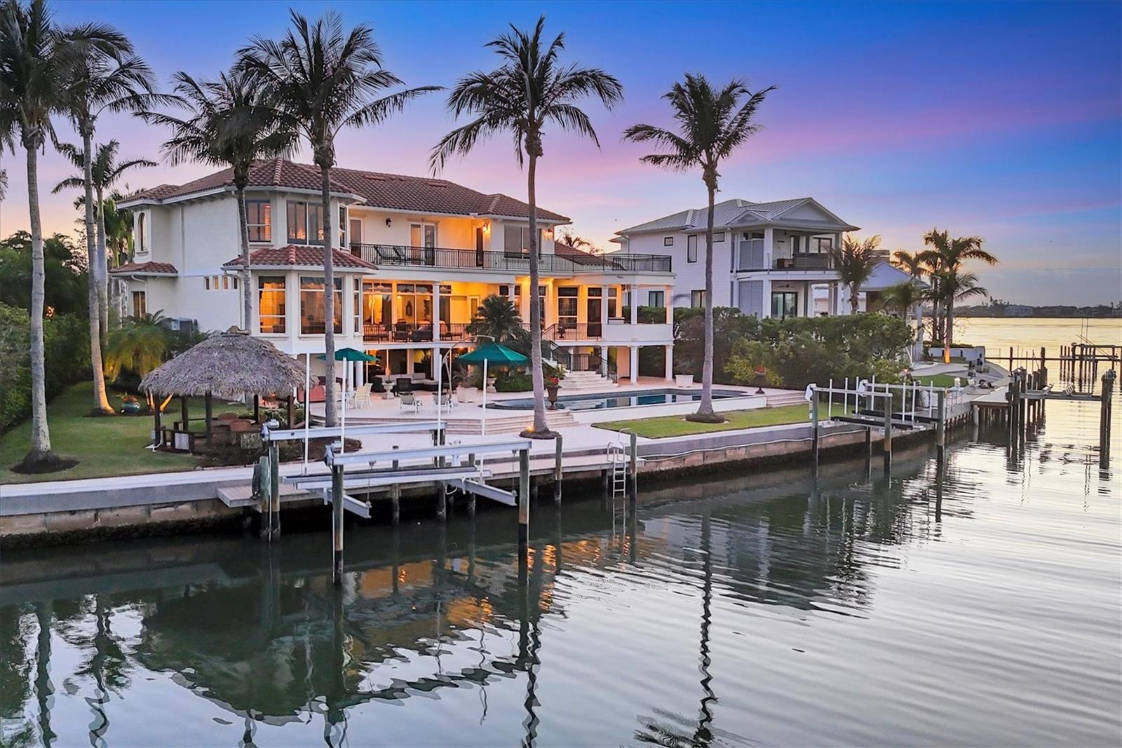 OYSTER BAY ESTATES - Residential