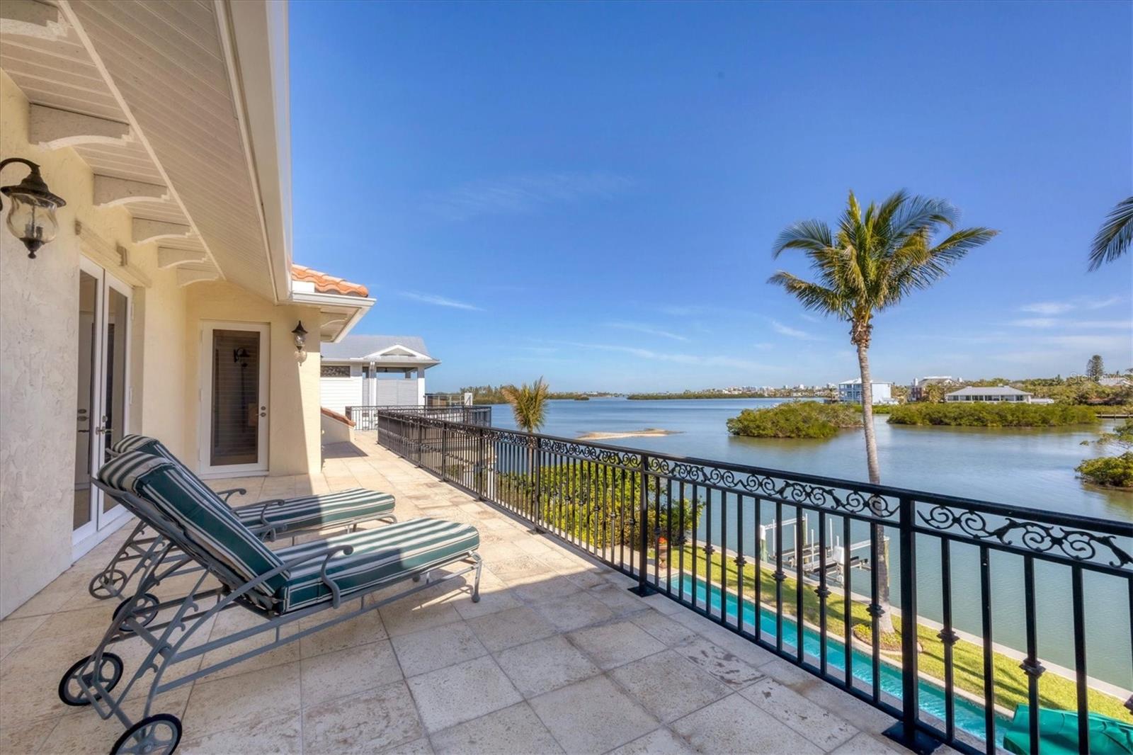 OYSTER BAY ESTATES - Residential