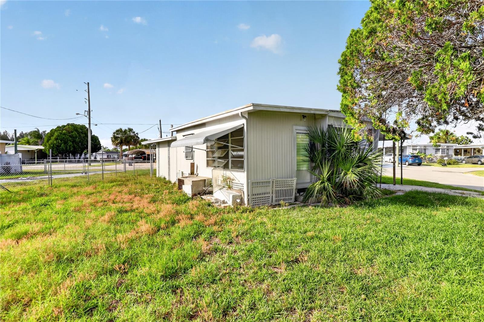 SIGNAL COVE - Residential
