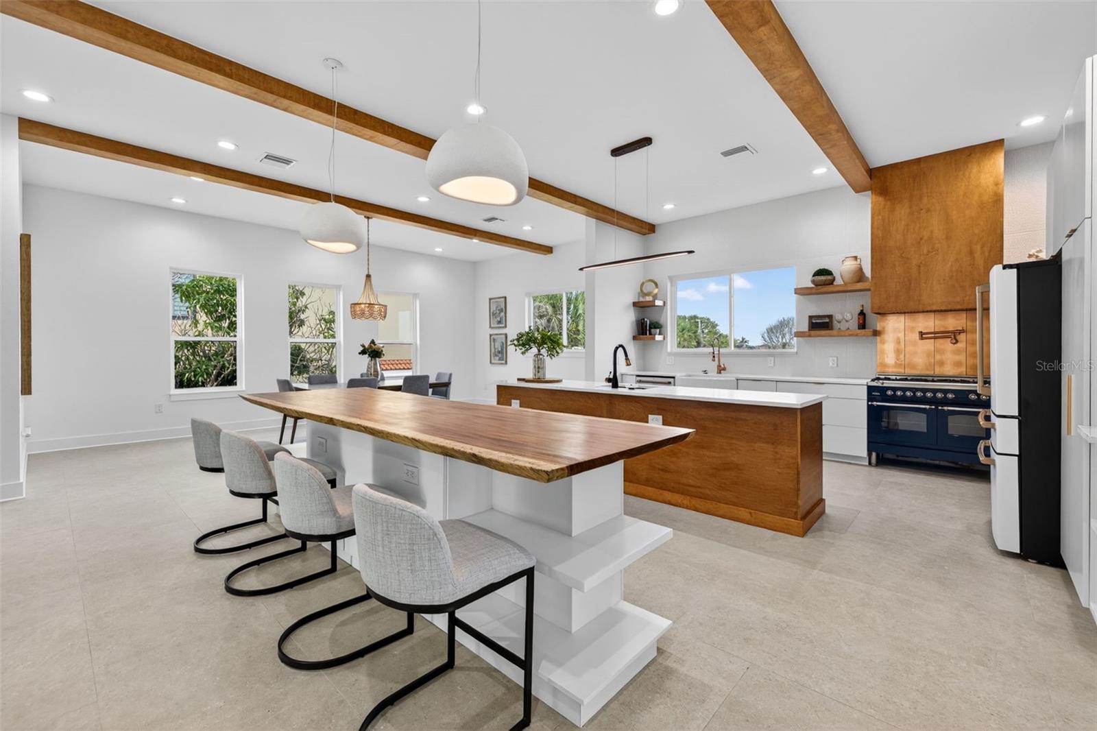 BELLEAIR BEACH YACHT CLUB ESTATES - Residential