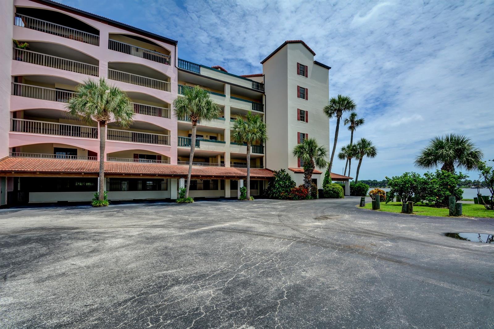 BEAUTIFUL REMODELED END UNIT. DIRECT VIEW OF HALIFAX RIVER AND ENTRANCE TO HALIFAX HARBOR.NOT1 BUT 3 BALCONIES GIVE YOU VIEWS UP AND DOWN THE INTRACOASTAL,VIEW THE BOATS ,MANATEES, AND DOLPHINS.UNIT HAS RECENTLY BEEN REMODELED WITH HARDWOOD FLOORS TRAVERTINE TILE IN ENTRANCE AND KITCHEN, NEW APPLIANCES AND CABINETS IN KITCHEN, BUILT IN BREAKFAST AREA WITH STORAGE UNDERNEATH. NEW NAUTICAL WET BAR,NEW WALK IN SHOWER, NEW AIR CONDITIONER. NEW WIRING , HURRICANE SHUTTERS,TROPICAL LANDSCAPED GROUNDS PICK A BANANNA FOR BREAKFAST, LARGE POOL AND CLUB HOUSE AND FREE USE OF BOAT SLIPS AS AVAILABLE ;Water: City